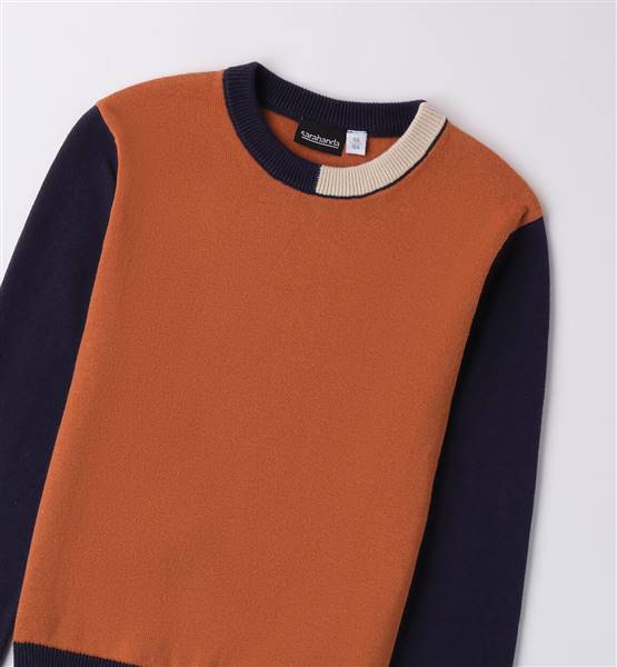 MAGLIA CHIUSA