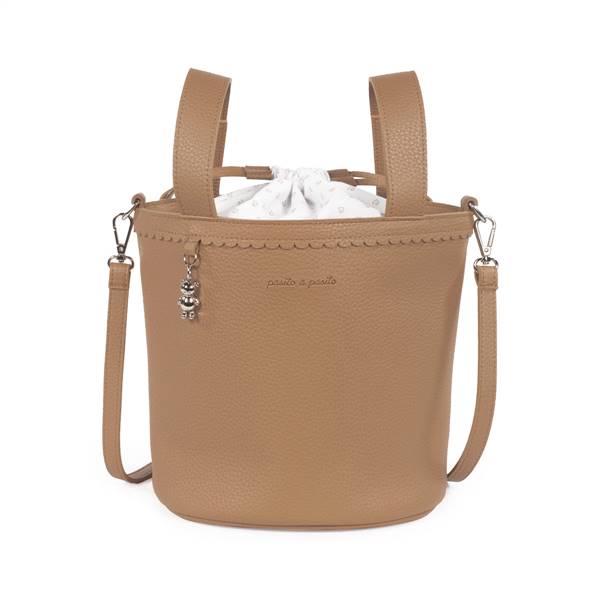 BUCKET BAG CARAMEL PASITO PASITO