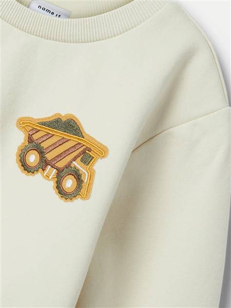 SWEATSHIRT