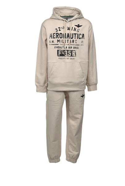 HOODIE + SWEATPANTS