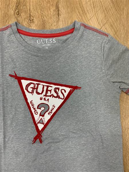 T-SHIRT GUESS