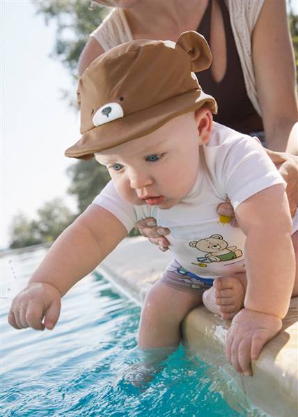 COMPL. COSTUME CON CAPPELLO
